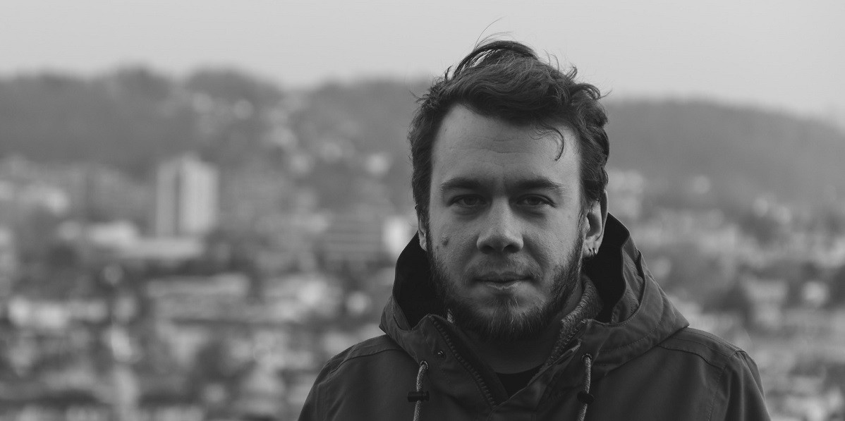 <span class="entry-title-primary">„Könnyebb a mozgássérültségről beszélni, mint a szexualitásról”</span> <span class="entry-subtitle">Kormányos Ákos Horváth Péter Irodalmi Ösztöndíjban részesül</span>