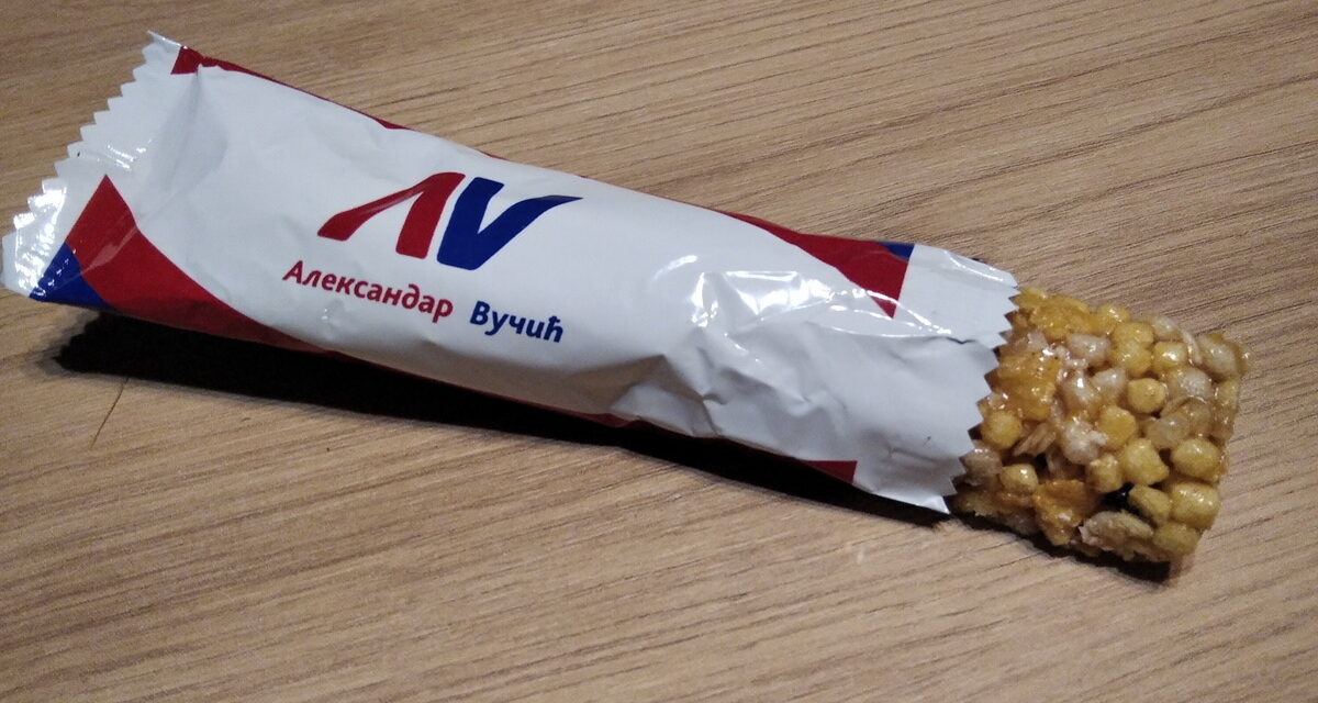 <span class="entry-title-primary">WC a városháza tövében és Vučić bonžitája (Videó)</span> <span class="entry-subtitle">A Szerb Haladó Párt szabadkai kampányrendezvénye képekben</span>