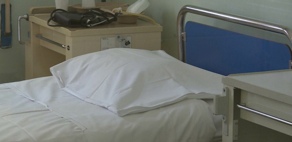 <span class="entry-title-primary">Klíma nélkül dolgoznak egyes egészségházak és kórházak</span> <span class="entry-subtitle">Az épületekben melegebb van,mint kint</span>