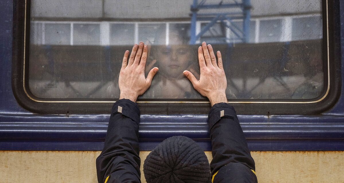 Két hét alatt egymillió gyerek menekült el az orosz invázió elől