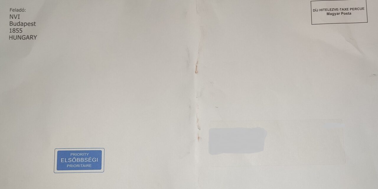 <span class="entry-title-primary">A postások helyett pártaktivisták kézbesítik a magyarországi szavazási levélcsomagokat</span> <span class="entry-subtitle">Van, ahol Messenger üzenetben, irodába hívják voksolni a polgárokat</span>