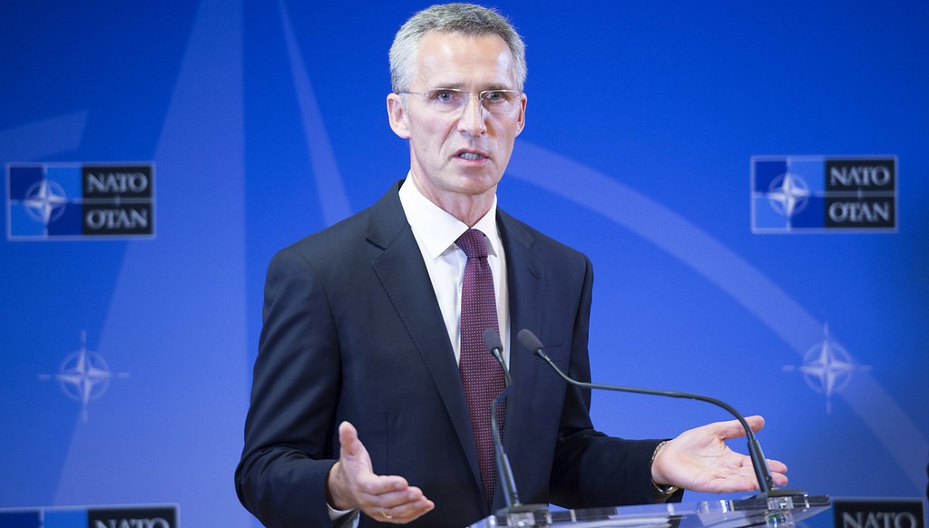 Stoltenberg: Oroszország vegyi fegyverek bevetését tervezheti