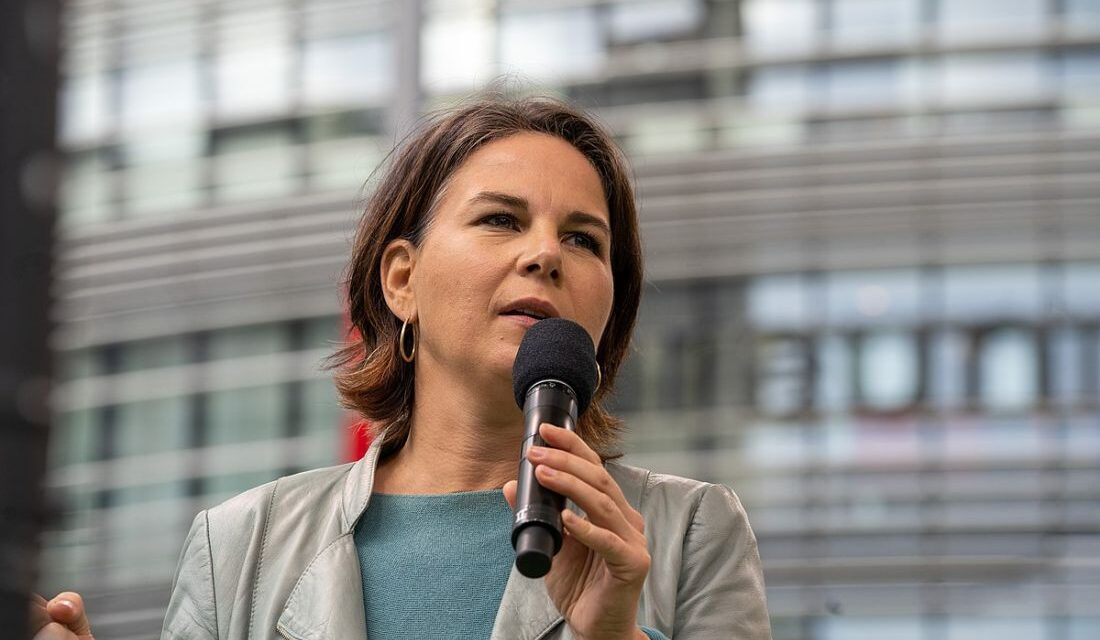 „Szerbiának szankciókat kell bevezetnie Oroszországgal szemben, ha az EU része akar lenni”