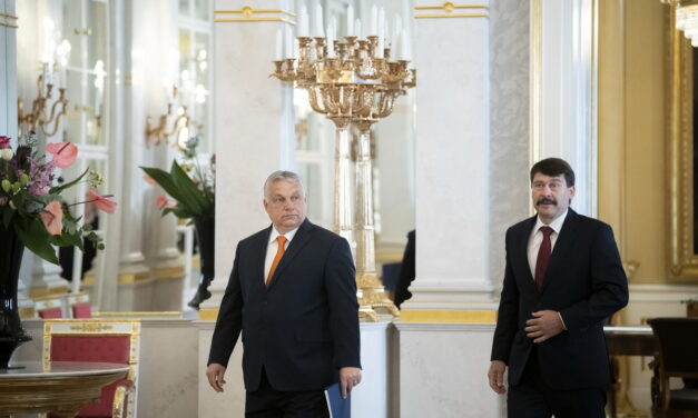 Áder felkérte Orbánt, alakítson kormányt