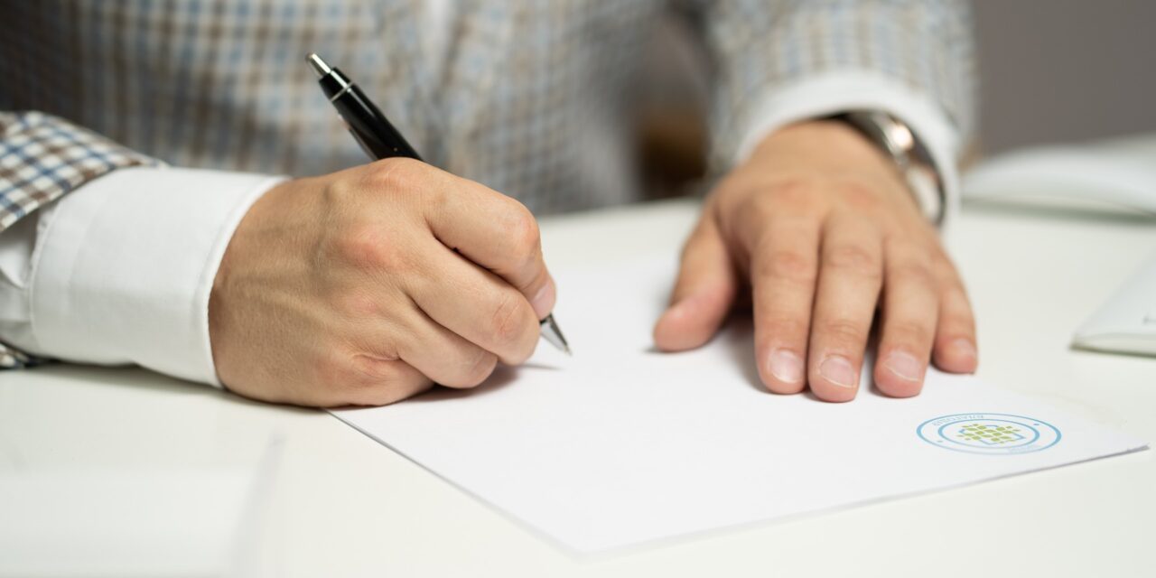 „Bár túl sok a véletlen egybeesés, az tény, hogy semmiféle letartóztatásra nem volt parancs”