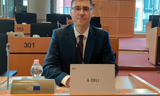 Deli: Pénzeket vonnának meg, amiket még oda sem adtak Magyarországnak