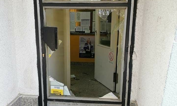 Betörtek a felsőhegyi postára