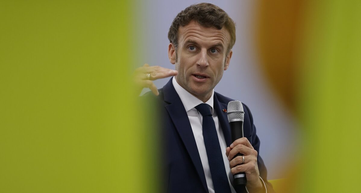 Milyen témák kerülhetnek elő Macron látogatásakor?