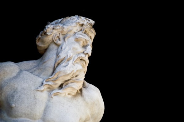 Hübrisz és udvari bolondok