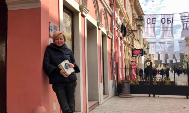 <span class="entry-title-primary">A Vajdaság „elszerette”</span> <span class="entry-subtitle">Interjú Pap Éva írónővel</span>