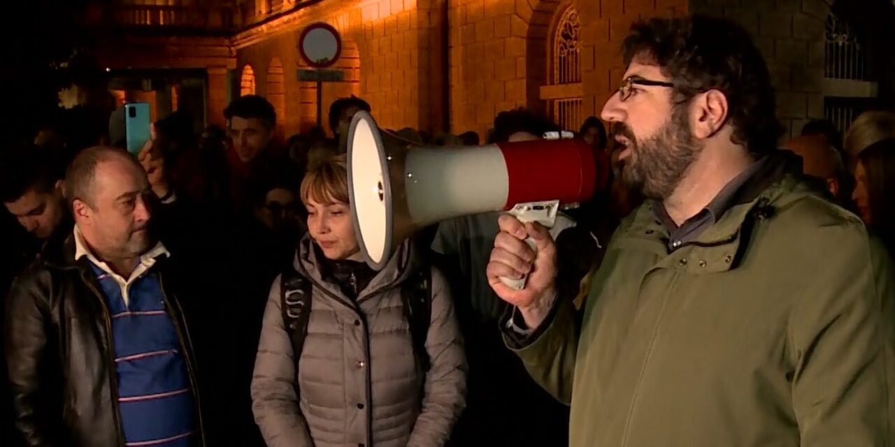 A szavazatok újraszámolását követelték a tüntetők