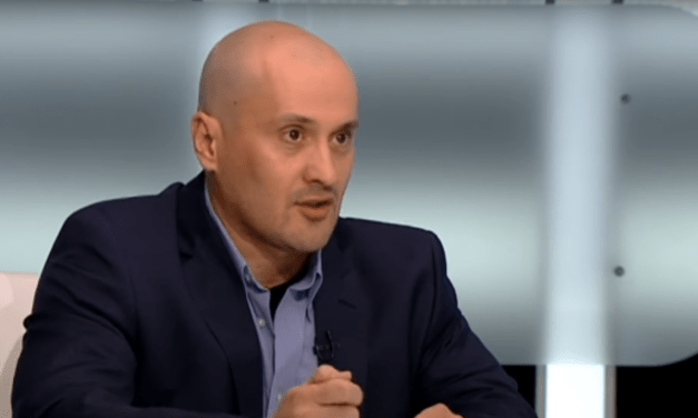 „Az orosz lakosság nyugalmán több tízezer propagandista dolgozik”