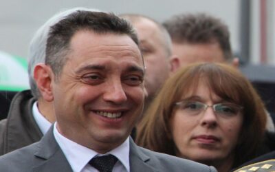 Vulin: Oroszország támogatja Szerbiát a „színes forradalom” elleni küzdelemben
