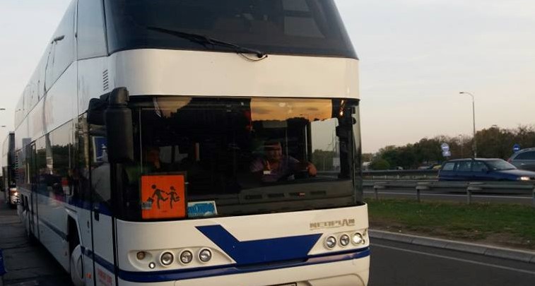 Montenegróban balesetet szenvedett egy szerbiai diákokat szállító busz