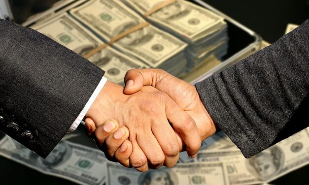 Újabb hitelt vett fel az állam, „fejenként” hatezer euróval tartozunk