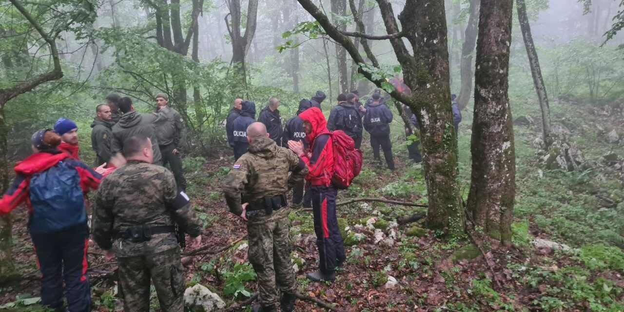 Megtalálták a Horvátországban lezuhant kisrepülőgép darabjait