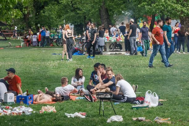 <span class="entry-title-primary">Már májusban elmehetünk majdnem 10 nap szabadságra</span> <span class="entry-subtitle">Ráadásul a nagyobb részét az állam állja</span>