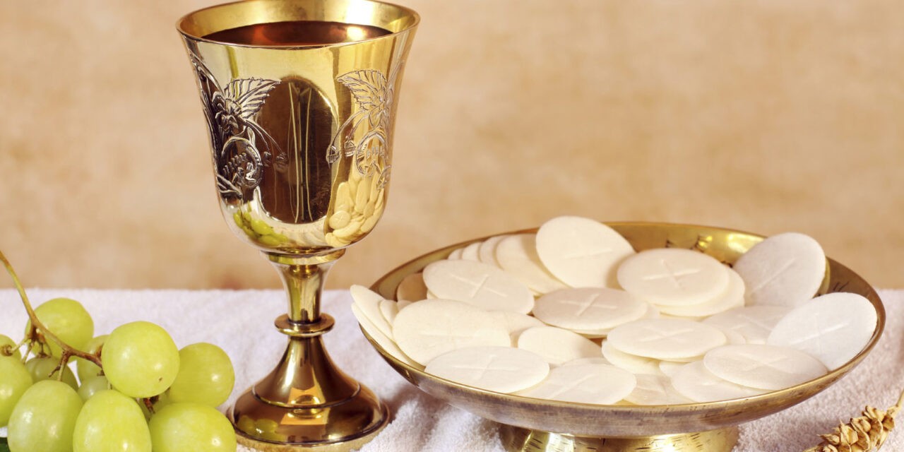 Miseborszállítmánnyal segíti Magyarország az ukrajnai hívő közösségeket