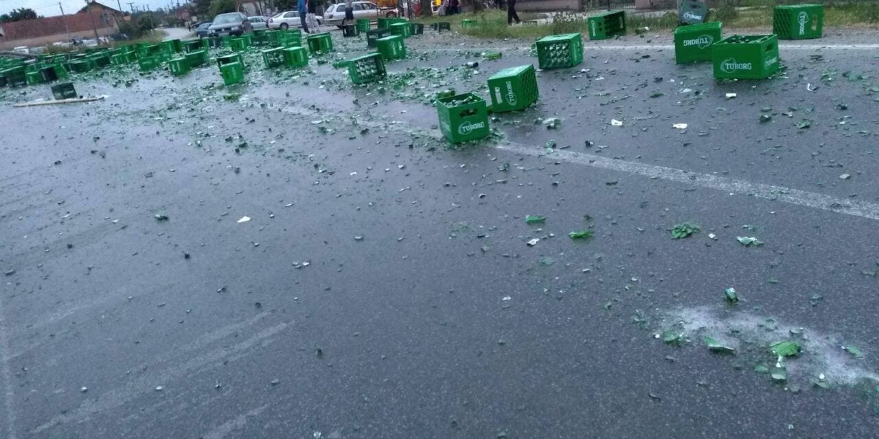 Rengeteg sör folyt az útra Šabacnál