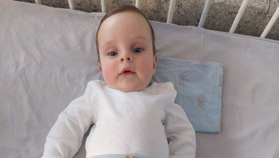 Egy sportoló félmillió eurót ajándékozott az SMA-s gyermek gyógykezelésére