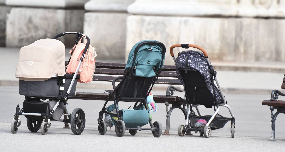 Harminc éve nem született ilyen kevés gyermek