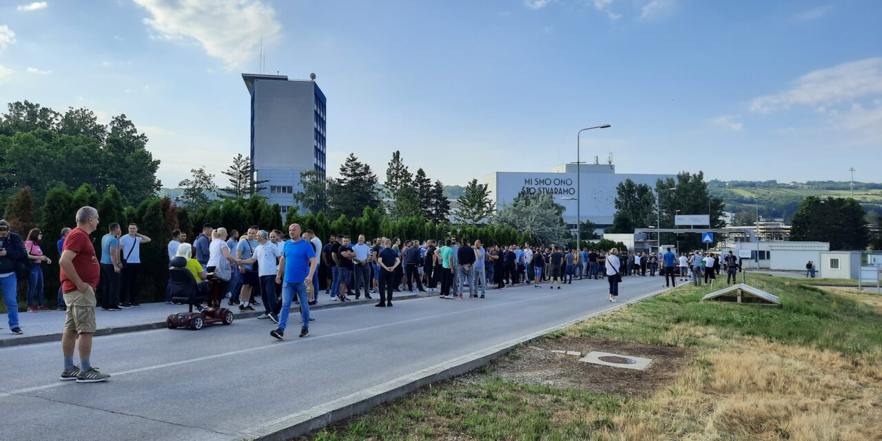 Radikalizálódik a kragujevaci Fiat dolgozóinak tiltakozása