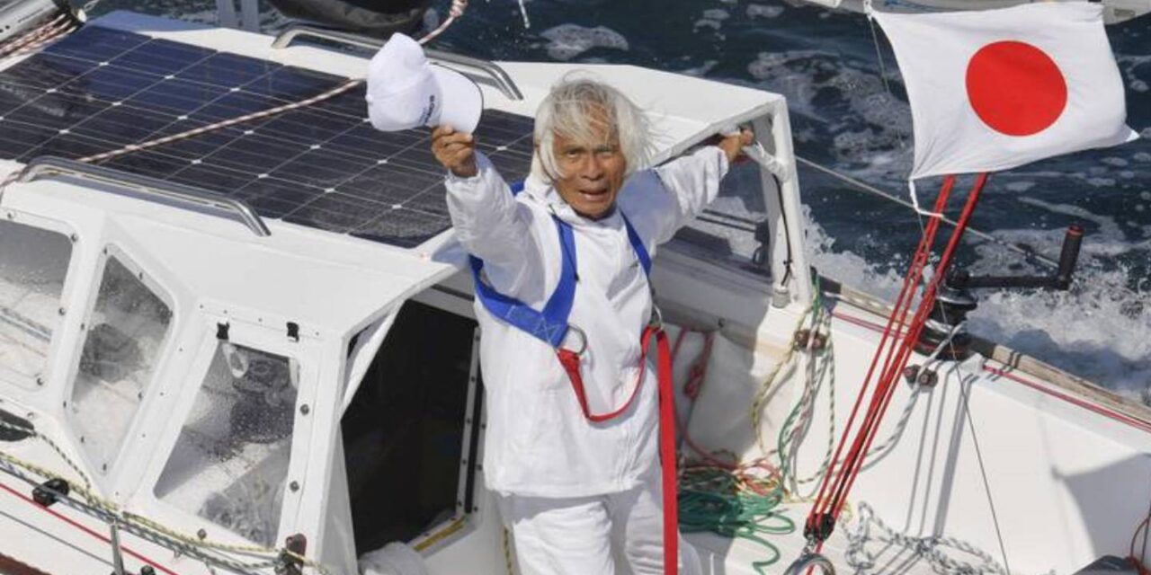 Egy 83 éves férfi a legidősebb ember, aki megállás nélkül átvitorlázott a Csendes-óceánon