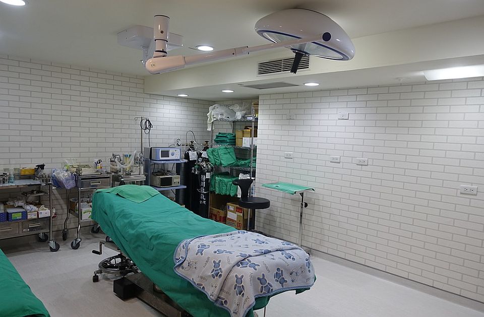 Elmaradt a kisfiú fél éve tervezett műtétje, mert eltört a műtőasztal