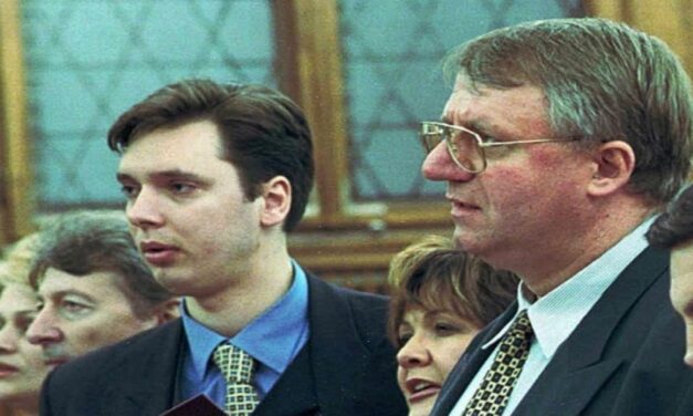 „Vučić Šešelj radikális embere maradt”