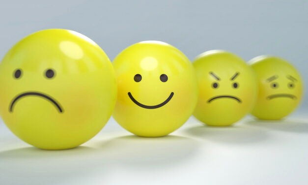 <span class="entry-title-primary">Képnyelven is egyre szomorúbbak vagyunk</span> <span class="entry-subtitle">Ma van az emoji világnapja</span>