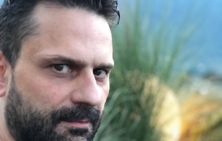 <span class="entry-title-primary">Mit sem tudunk a történelmünkről, de nem is érdekel bennünket?</span> <span class="entry-subtitle">Dr. Dévavári Zoltán történész a második világháború után a Délvidékről emigrált magyarokról, kulcsfontosságú politikai szereplőkről, a szabadkai zsidóság múltjáról és arról, hogy a jelenben érdekel-e bennünket a saját múltunk</span>