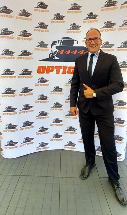 Héjja Csaba, az Optigép sales managere