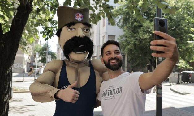 Meglepő kabalája lett a belgrádi birkózó világbajnokságnak