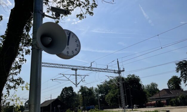 <span class="entry-title-primary">Korszerűek helyett régi orosz motorvonatokkal indulhat el a Szeged–Szabadka vonatforgalom</span> <span class="entry-subtitle">Ráadásul a beígért óránkénti 120 kilométeres sebesség helyett csak 60-al</span>