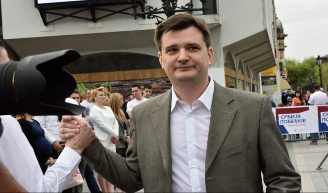 Beszédek és visszhangok