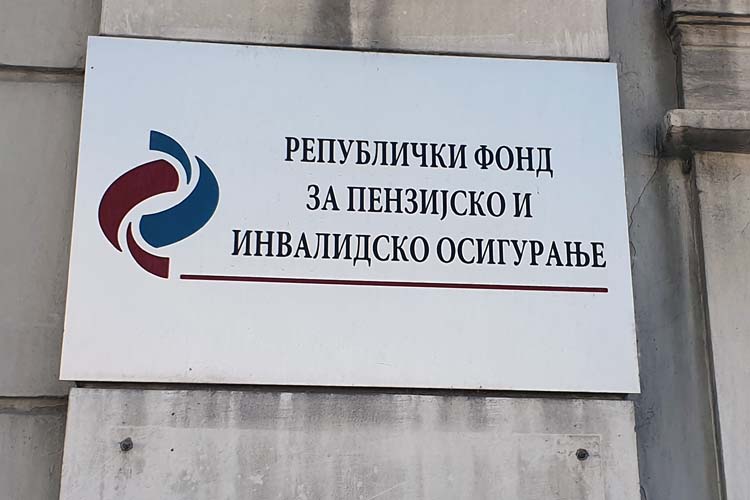 Időnként ellenőrizze fizeti-e a munkáltatója Ön után az adót és járulékokat