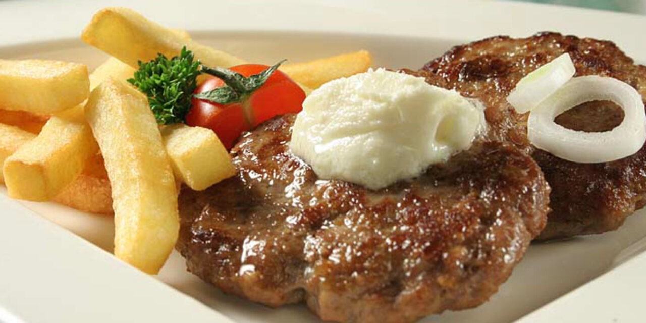 A kávé 14, a pljeskavica 203 dinár