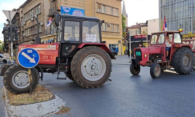 Útzárlatot tartottak a dél-bánáti gazdák, az agrárminiszter mégsem ér rá, hogy fogadja őket
