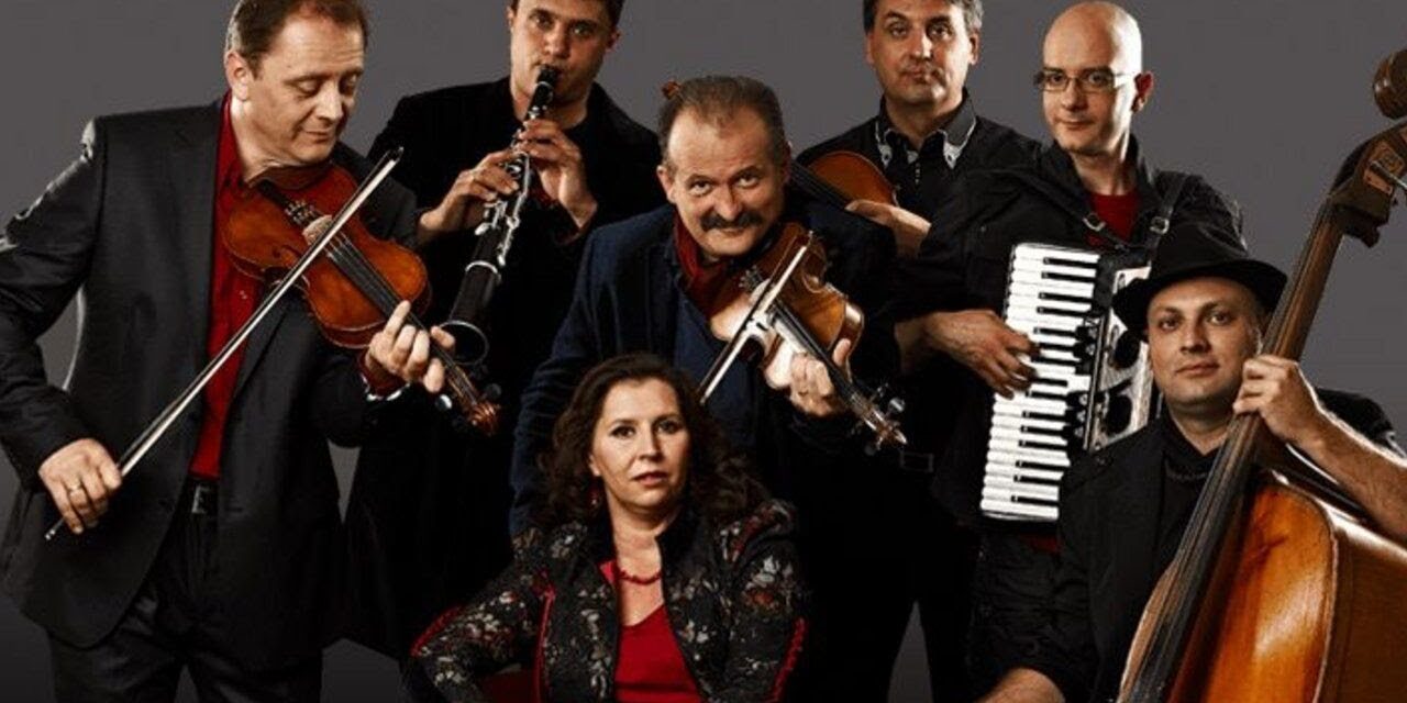 Szombaton Zentán – tűzijáték és a Csík zenekar koncertje