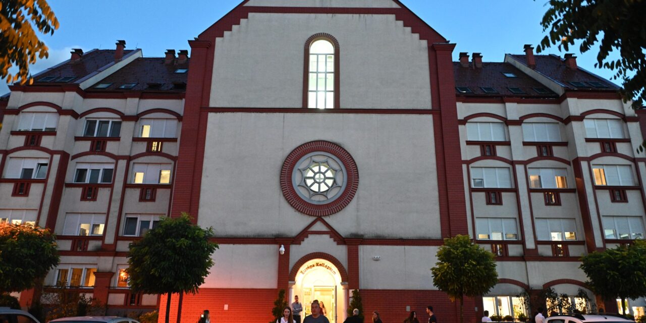 Pletikoszity Árpád és Sörös Zita Pázmány-díjas