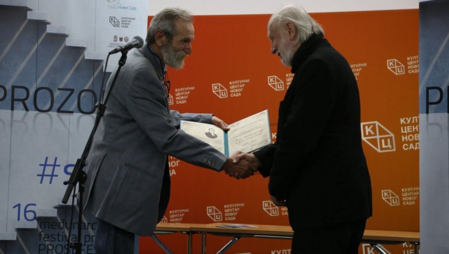 Vidaković-díjjal tüntették ki Krasznahorkai Lászlót az Újvidéki Prózafesztiválon