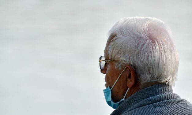 Honnan tudja az államelnök a nyugdíjasok címét?