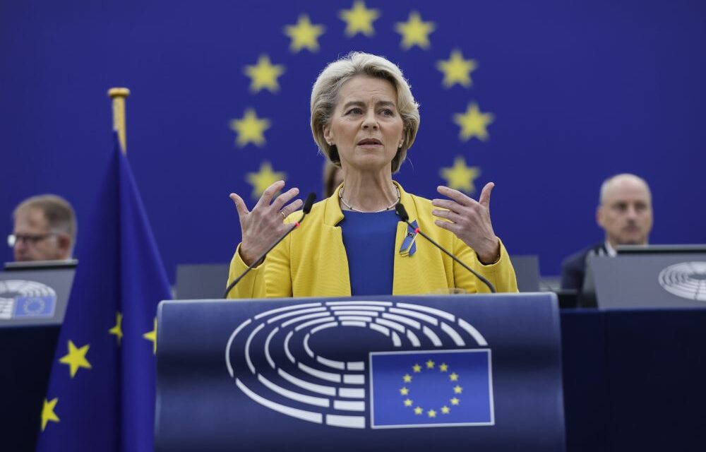 Elmarad Ursula von der Leyen júliusi budapesti látogatása