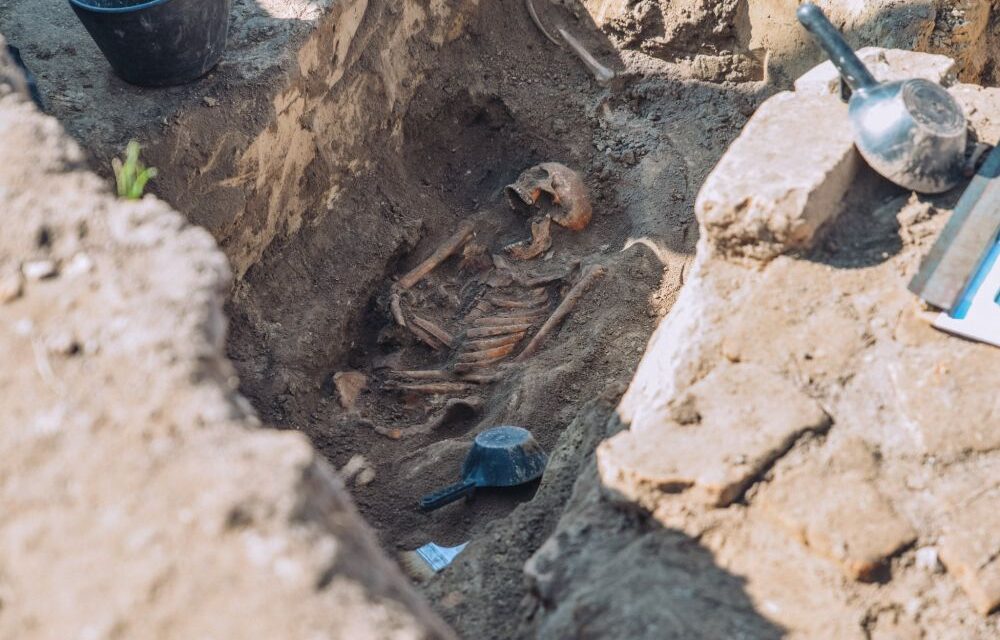 Folytatódott az Árpád-kori templom maradványainak feltárása Zenta mellett