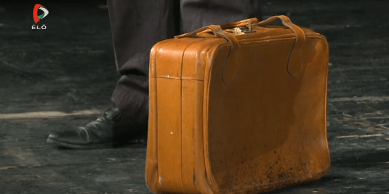 <span class="entry-title-primary">Pásztor: Akik maradnak, azoknak ki kell bírni</span> <span class="entry-subtitle">A Vajdasági Magyar Szövetség központi megemlékezése</span>