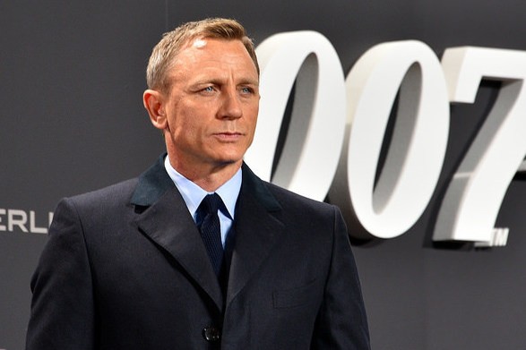 Daniel Craig megkapta James Bond kitüntetését (Fotó)