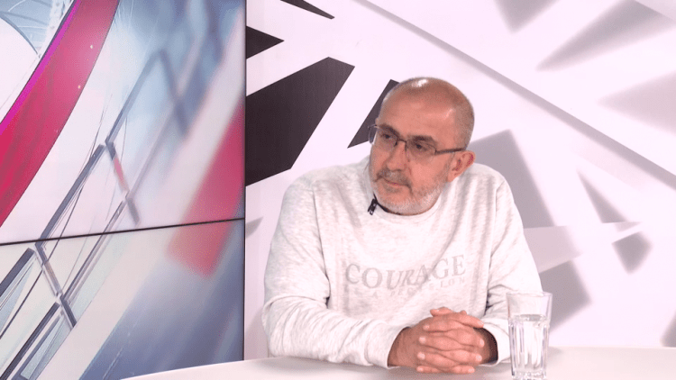 Švarm: Lehet halogatni a döntést, de nem sokáig Koszovó kapcsán