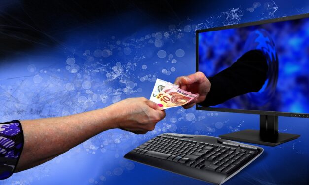 Újabb internetes csalásokra figyelmeztetnek a hatóságok