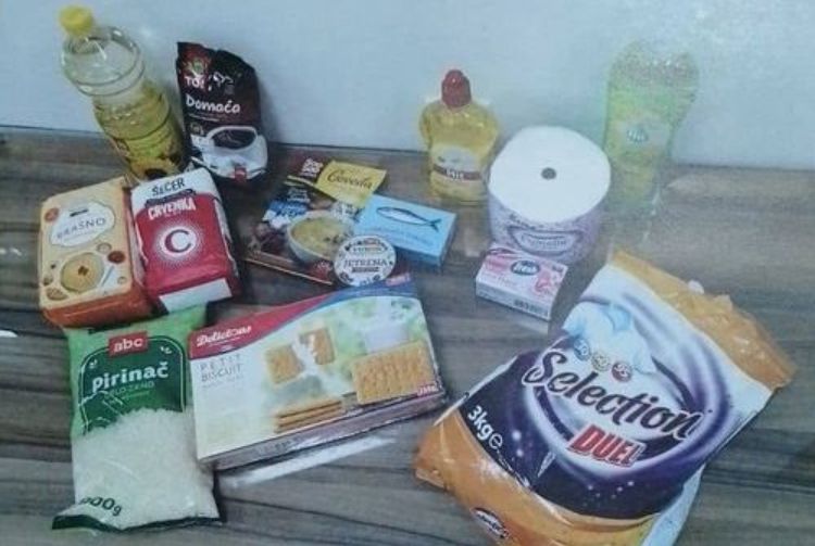 Segélycsomag jár a legrászorultabb nyugdíjasoknak