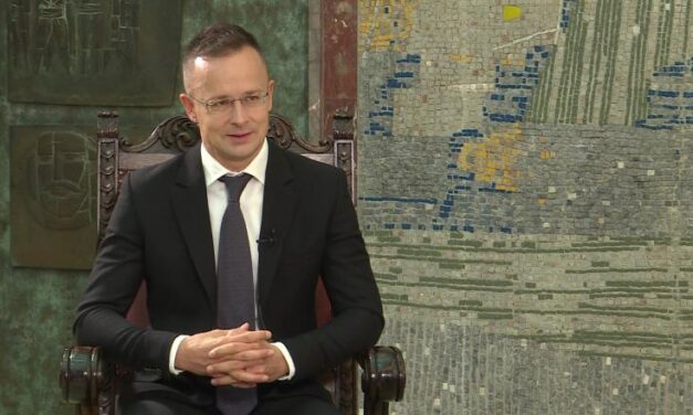 Szijjártó Péter: a kínai kapcsolatok megszakítása öngyilkosság lenne az európai gazdaság részéről